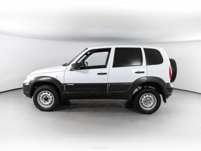 Chevrolet niva Niva 1.7 MT (79,6 л. с.)