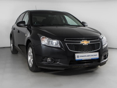 Chevrolet Cruze 1.8 AT (141 л. с.)