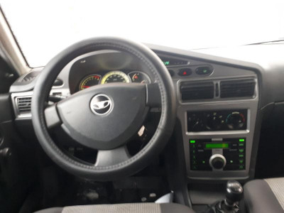 Daewoo Nexia 1.5 MT (80 л. с.)