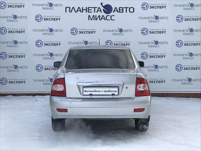 LADA Priora 1.6 MT 16 кл (Евро-3) (98 л. с.)