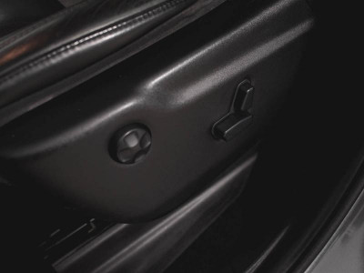 Jeep GRAND CHEROKEE 3.6 AT (286 л. с.)