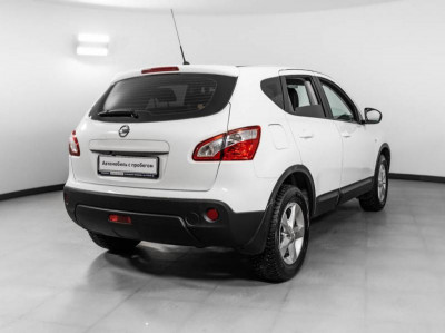 Nissan Qashqai 1.6 CVT (117 л. с.)