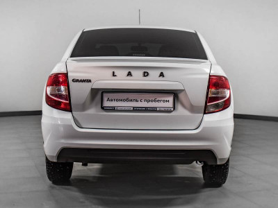 LADA Новая Granta седан 1.6 MT 8кл (87 л. с.)