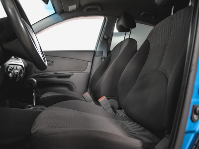 Kia Rio 1.4 AT (97 л. с.)