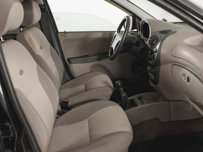 LADA Kalina 1.6 MT 8 кл (81 л. с.)