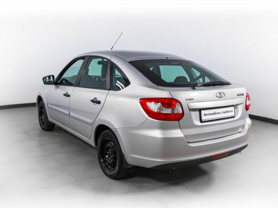 LADA Новая Granta хетчбэк 1.6 MT 8кл (87 л. с.)