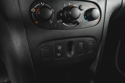 Renault Новый Sandero 1.6 MT (82 л.с.)