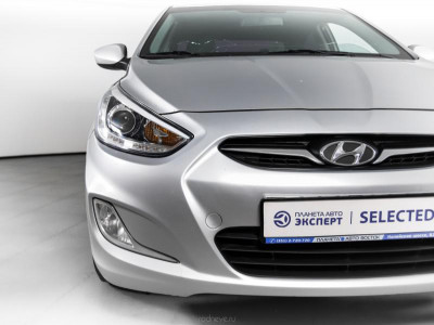 Hyundai Solaris 1.4 MT (107 л. с.)