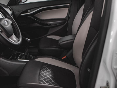 LADA Vesta 1.6 MT (106 л. с.)