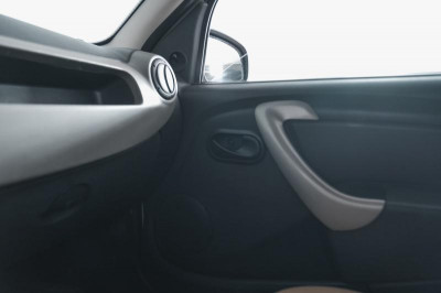 Renault Sandero 1.6 MT (84 л. с.)