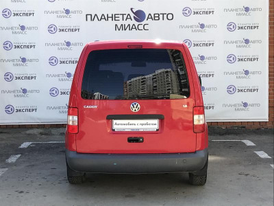 Volkswagen Caddy 1.6 MT (102 л. с.)