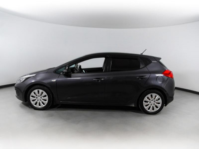 Kia Ceed 1.6 MT (129 л. с.)