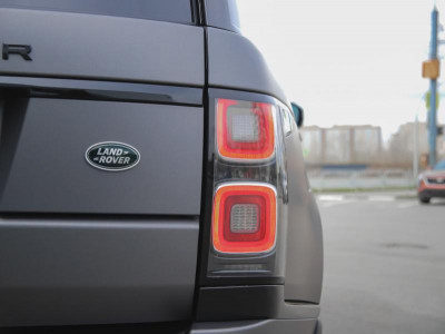 Land Rover Range Rover 4.4d AT (339 л.с.) 4WD