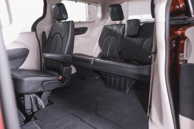 Chrysler Pacifica 3.6 AT (279 л.с.)