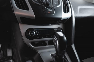 Ford Focus 1.6 PowerShift (105 л. с.)