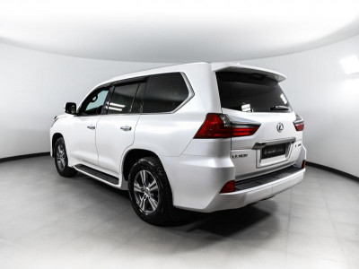 Lexus LX 450d AT (272 л. с.)