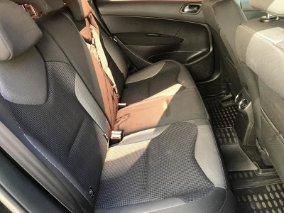 Peugeot 308 1.6 VTi AT (120 л. с.)