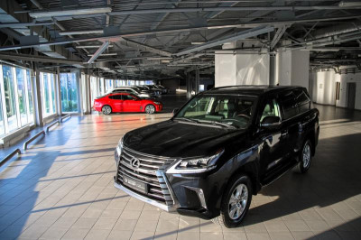 Lexus LX 450d AT (272 л. с.)