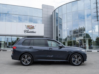 BMW X7 xDrive30d Steptronic (249 л.с.)