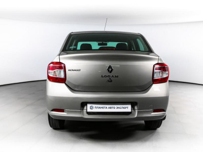 Renault Logan 1.6 MT (82 л. с.)