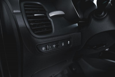 Kia Rio 1.6 AT (123 л. с.)