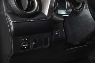 Toyota RAV4 2.0 CVT 4WD (146 л. c.)