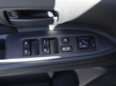 Mitsubishi Outlander 2.0 CVT 4WD (146 л. с.)