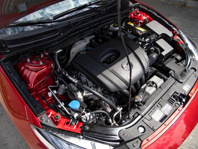 Mazda 3 1.5 AT (120 л.с.)