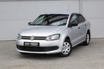 Volkswagen Polo 1.6 MT (105 л. с.)