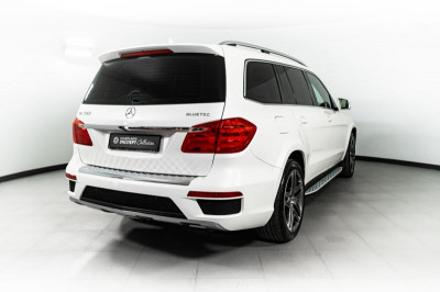 Mercedes-Benz GL-класс 350 CDI BlueTEC 3.0d AT (249 л.с.) 4WD