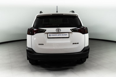 Toyota RAV4 2.0 CVT (146 л. с.)