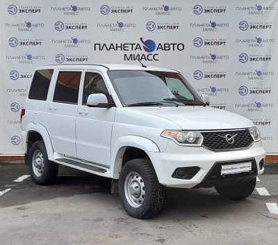 УАЗ Patriot 2.7 MT (134,6 л. с.)