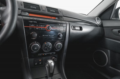 Mazda 3 2.0 MT (150 л. с.)