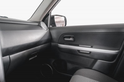 Suzuki Grand Vitara 2.4 MT (169 л.с.) 4WD