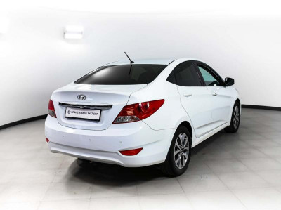 Hyundai Solaris 1.6 AT (123 л. с.)