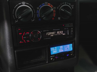 LADA 2112 1.6 MT (89 л. с.)