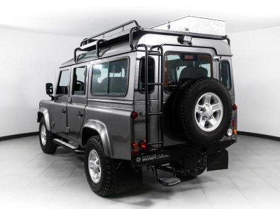Land Rover Defender 2,4d MT (122 л.с.) 4WD