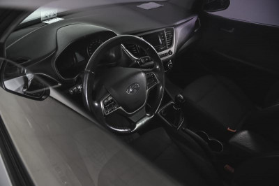 Hyundai Solaris 1.6 MT (123 л.с.)