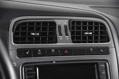 Volkswagen Polo 1.4 TSI AT (125 л. с.)
