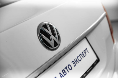 Volkswagen Polo 1.4 TSI AT (125 л. с.)