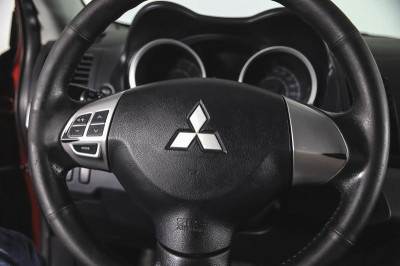 Mitsubishi Lancer 1.5 MT (109 л. с.)
