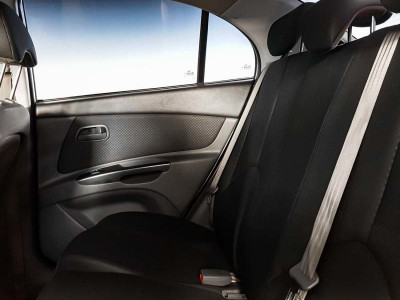 Kia Rio 1.4 MT (97 л. с.)