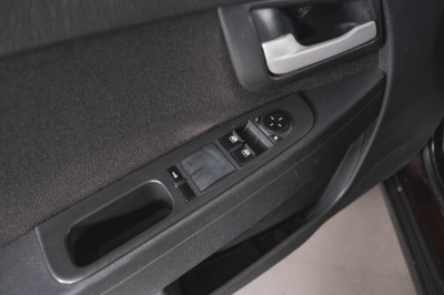 LADA Priora 1.6 MT 16 кл (Евро-3) (98 л. с.)