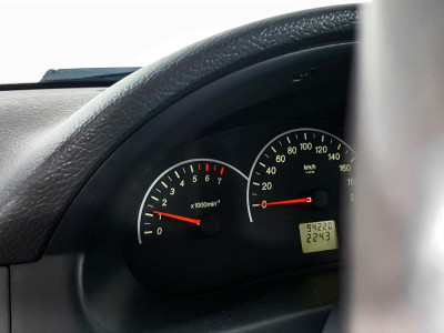 LADA Priora 1.6 MT 16 кл (Евро-3) (98 л. с.)