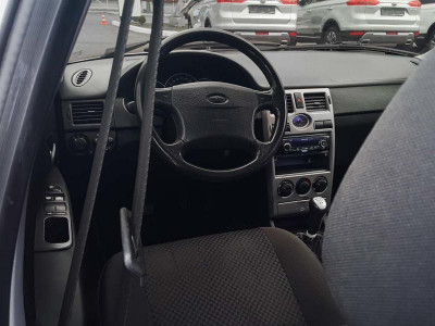 LADA Priora 1.6 MT 16 кл (Евро-3) (98 л. с.)