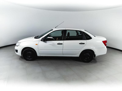 LADA Granta седан 1.6 MT 16 кл (106 л. с.)