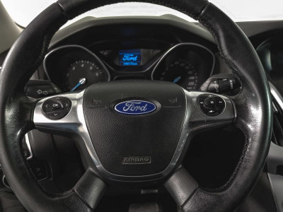 Ford Focus 1.6 PowerShift (105 л. с.)