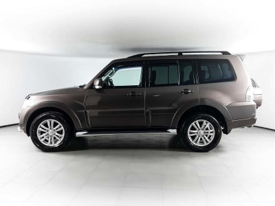 Mitsubishi Pajero 3.0 AT AWD (178 л. с.)