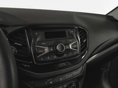 LADA Vesta SW 1.6 MT (106 л.с.)