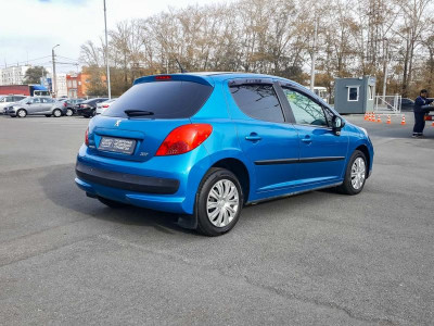 Peugeot 207 1.4 MT (90 л.с.)